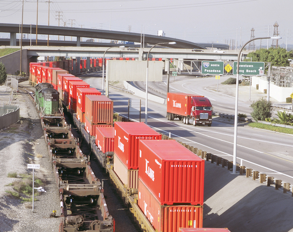 International Shipping, Intermodal cargo resized 600