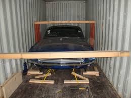 Overseas auto container shipping