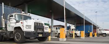 Overseas container shipping resized 600