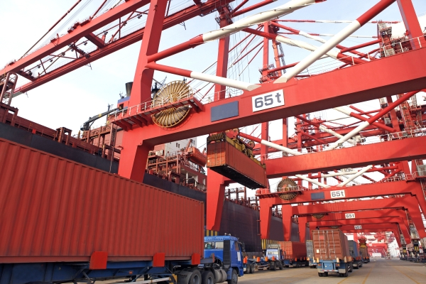 Container_port-resized-600